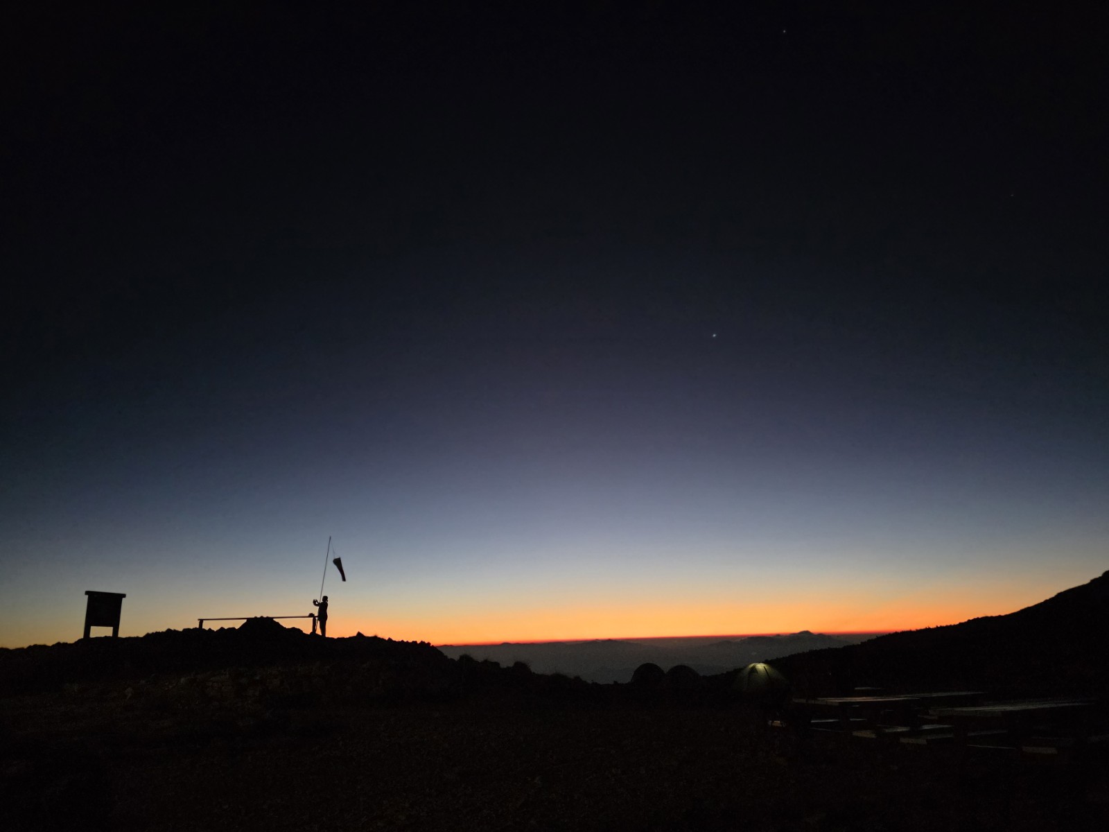 『BUTTER』を折るの折り紙作品